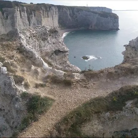 Chez Romy, Maison Avec Parking Et Jardin Le Tilleul